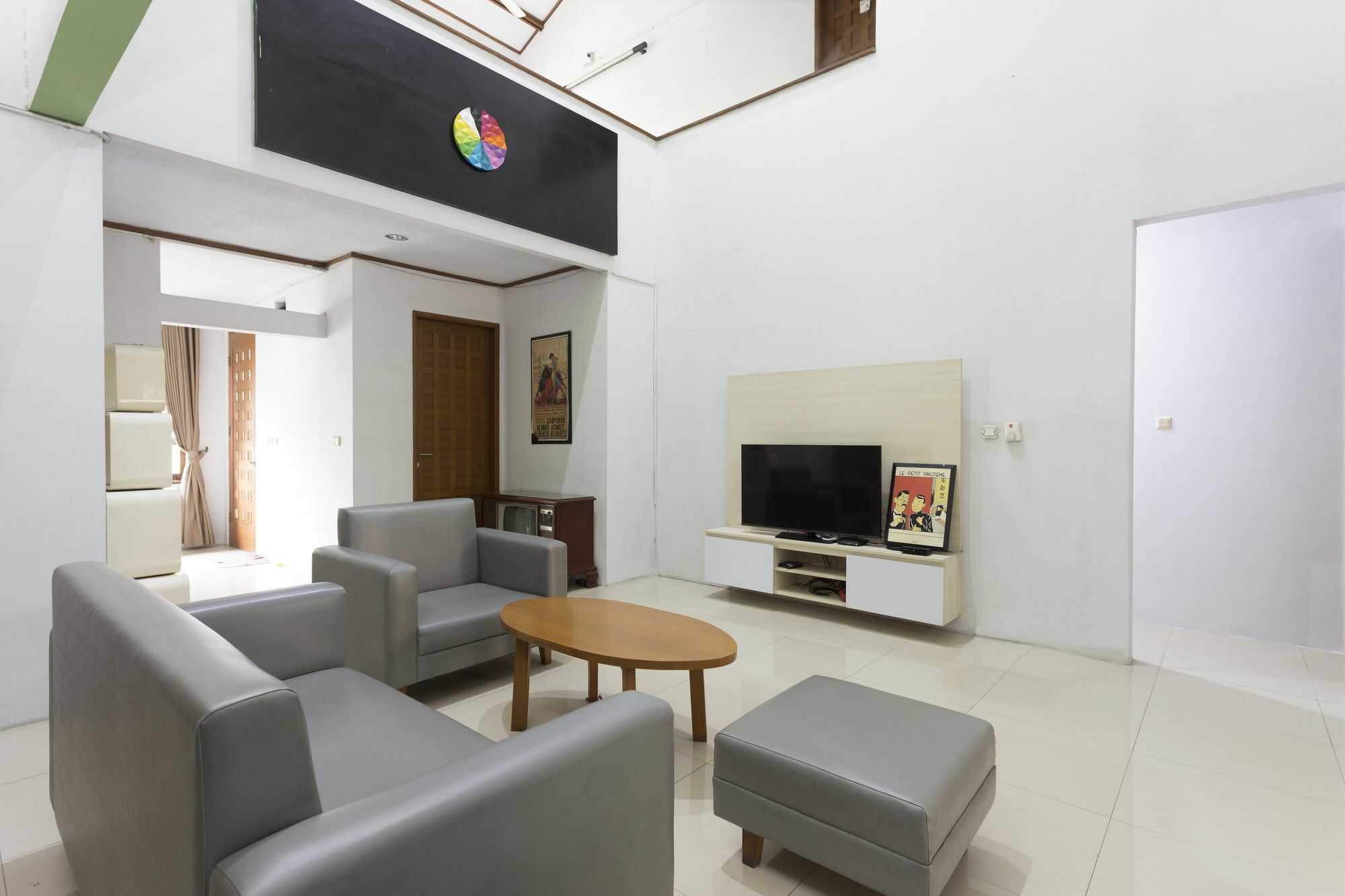 เรดดอร์ซ พลัส เนียร์ จิลันดะก์ ทาวน์สแควร์ 2 Hotel จาการ์ตา ภายนอก รูปภาพ